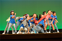 2022�N �{�O�斯��