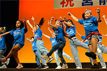 2022�N �{�O�斯��